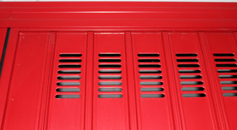 PARTICOLARE FERITOIE ROSSE